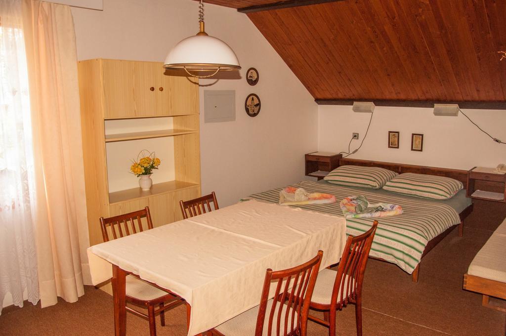 Hotel Privat - Harrachov 392 Pokoj fotografie